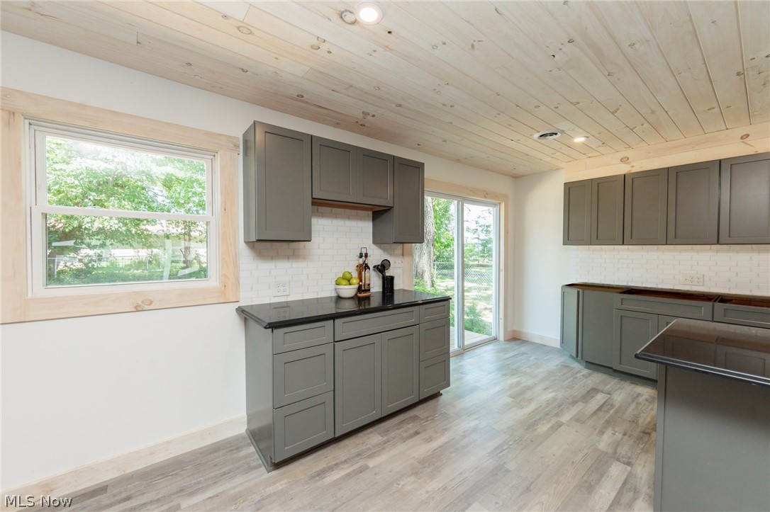 35032 East Road Grafton OH 44044