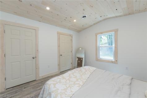 35032 East Road Grafton OH 44044