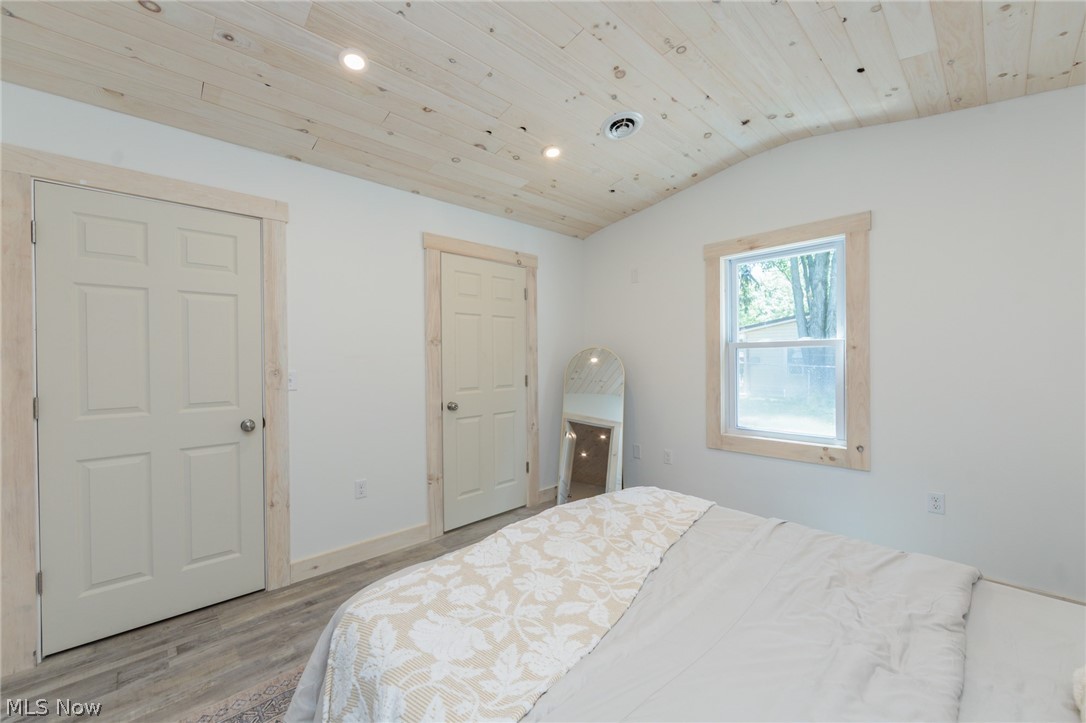 35032 East Road Grafton OH 44044