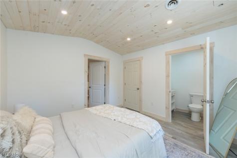 35032 East Road Grafton OH 44044