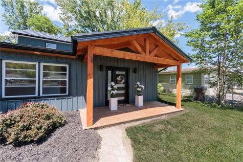 35032 East Road Grafton OH 44044