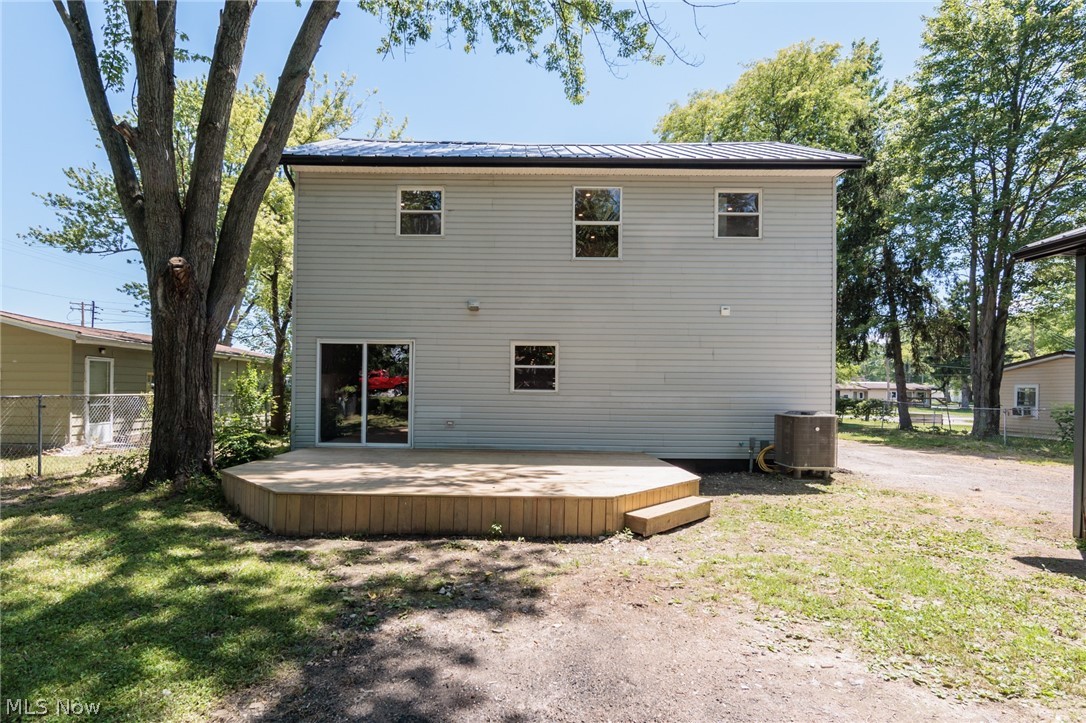 35032 East Road Grafton OH 44044
