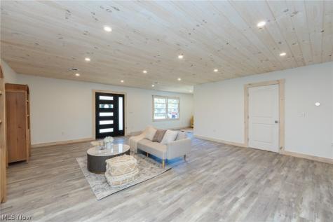 35032 East Road Grafton OH 44044