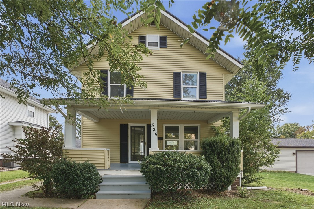 324 Tuscarawas Avenue NW Brewster OH 44613
