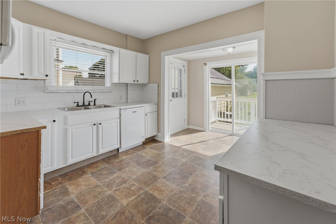 324 Tuscarawas Avenue NW Brewster OH 44613