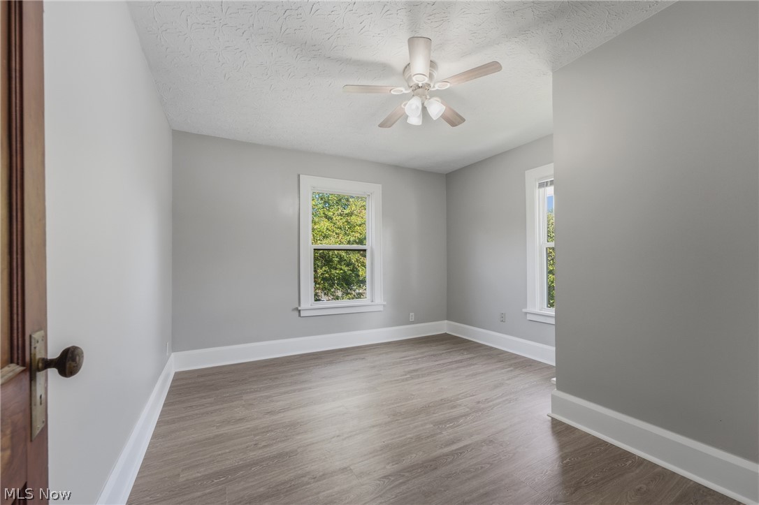 324 Tuscarawas Avenue NW Brewster OH 44613