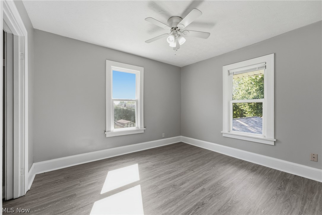 324 Tuscarawas Avenue NW Brewster OH 44613