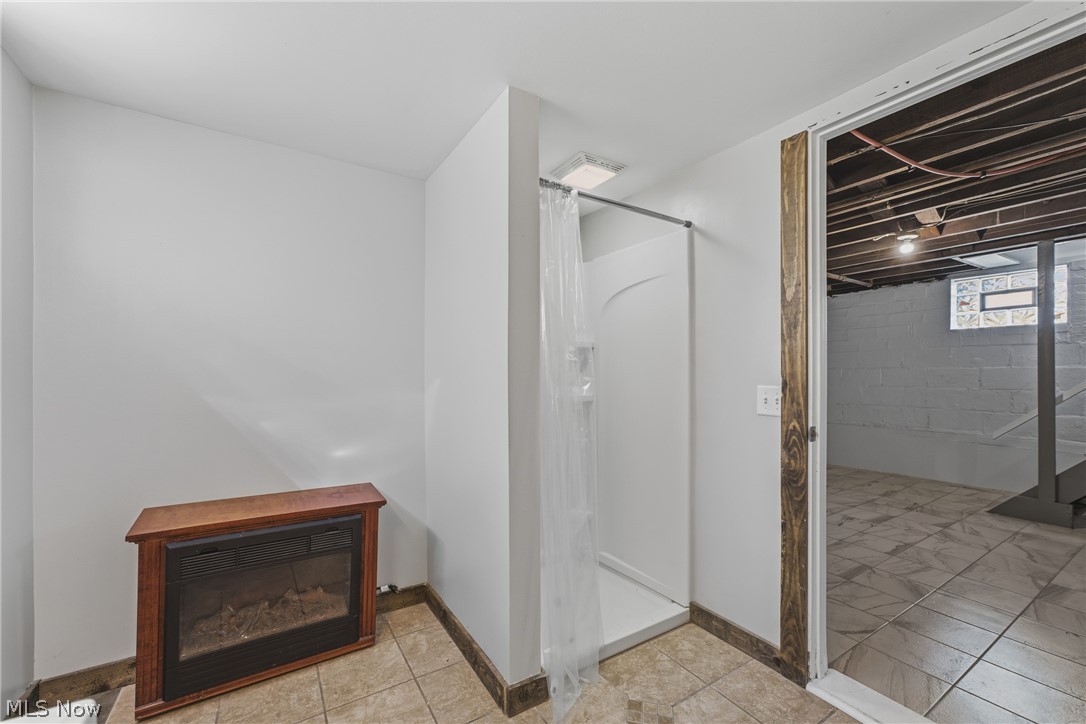 324 Tuscarawas Avenue NW Brewster OH 44613
