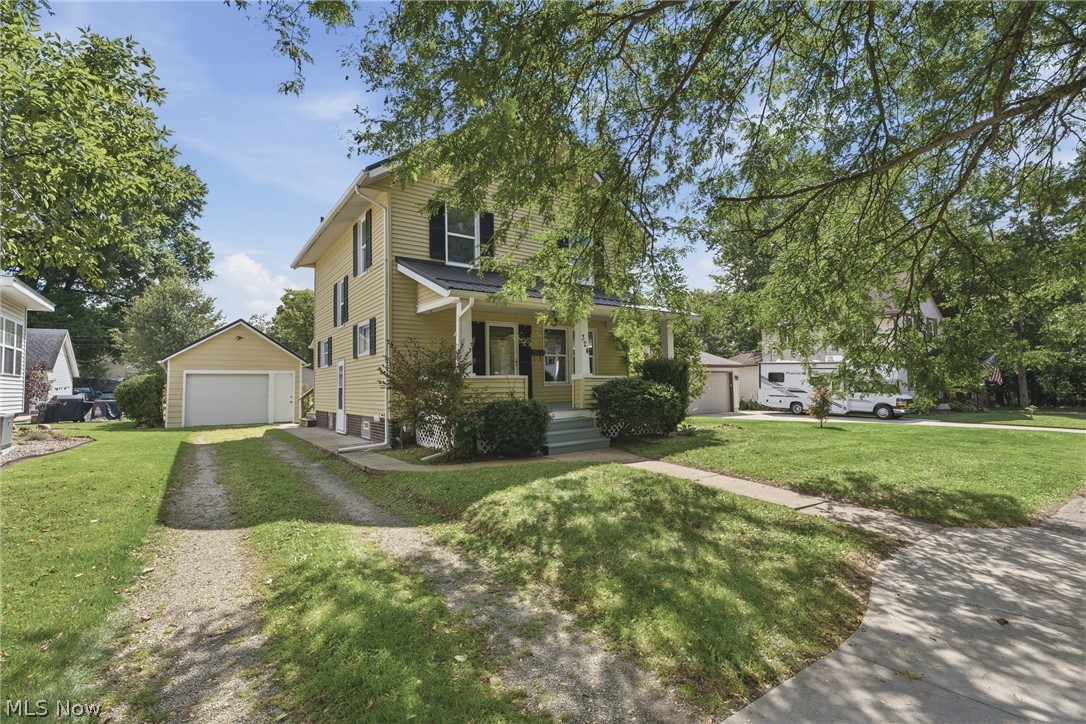 324 Tuscarawas Avenue NW Brewster OH 44613