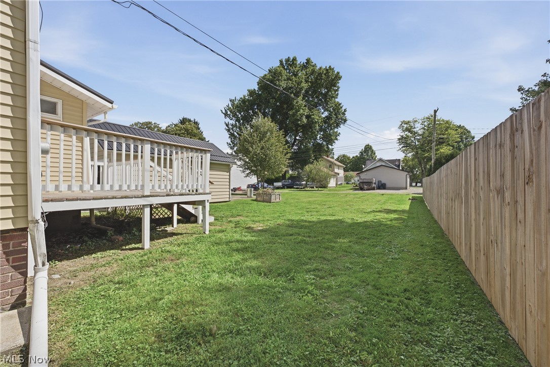 324 Tuscarawas Avenue NW Brewster OH 44613