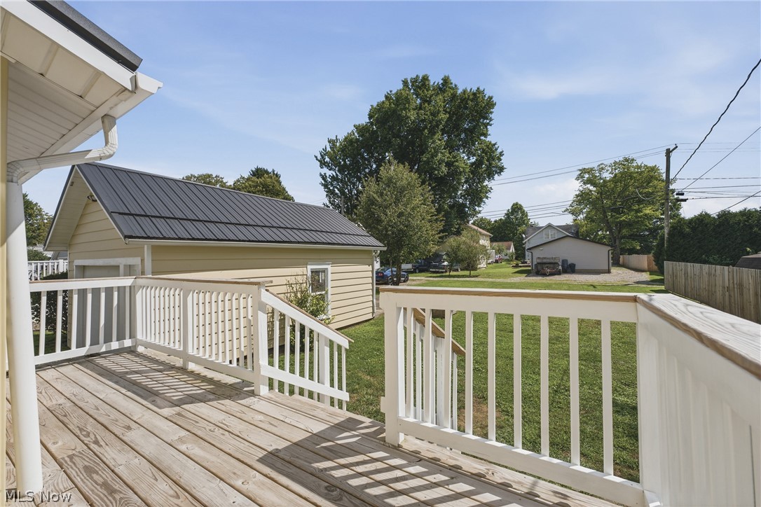 324 Tuscarawas Avenue NW Brewster OH 44613