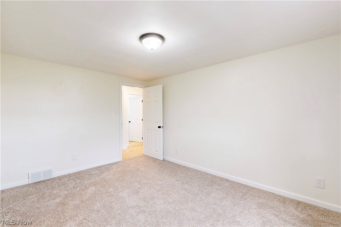 273 Lovers Lane Steubenville OH 43953