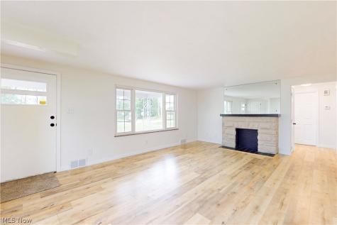 273 Lovers Lane Steubenville OH 43953