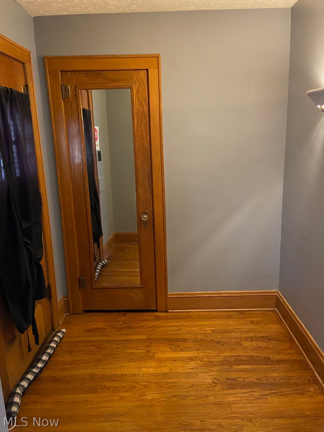 1319 Niagara Avenue Akron OH 44305