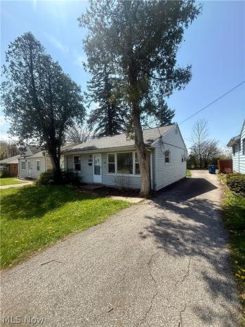 4816 E 173rd Street Cleveland OH 44128