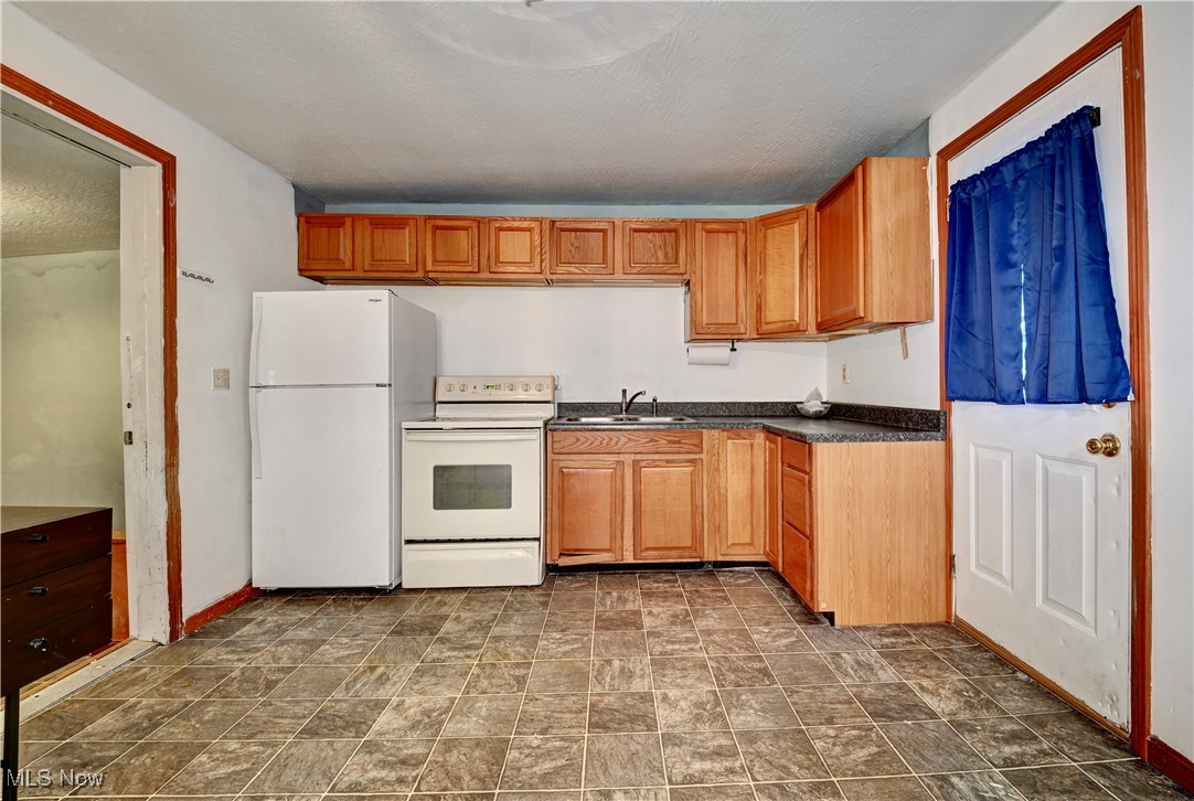 318 Bank Street Dennison OH 44621