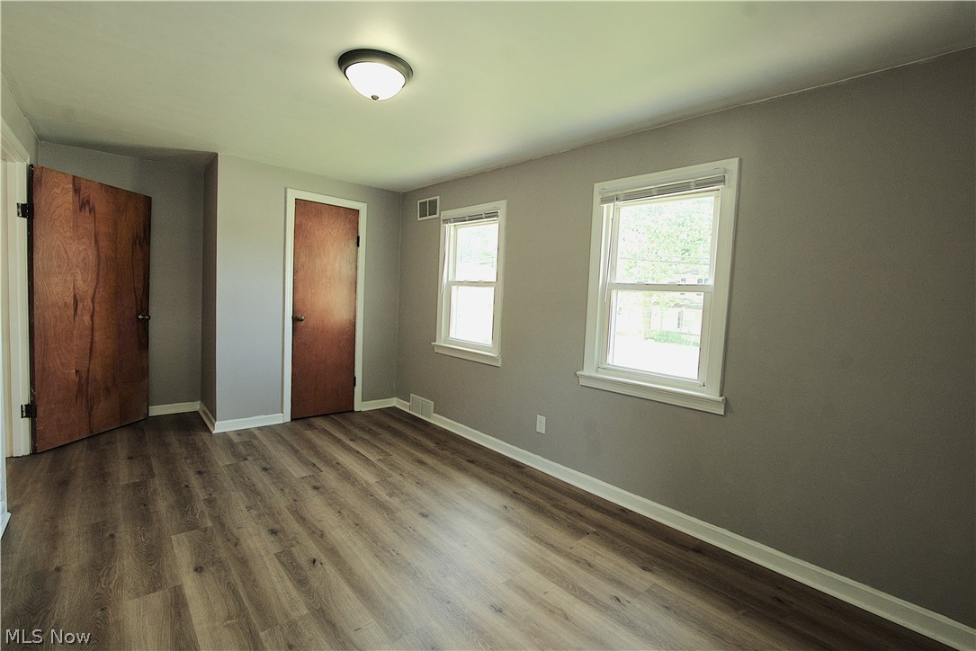 34 Kenmore Avenue Barberton OH 44203