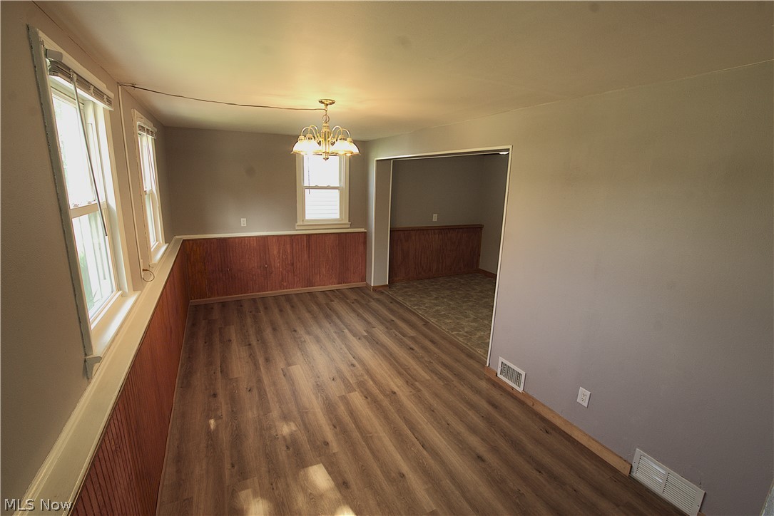 34 Kenmore Avenue Barberton OH 44203