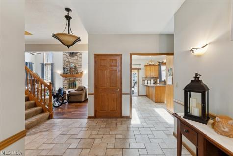 678 Wall Road Wadsworth OH 44281