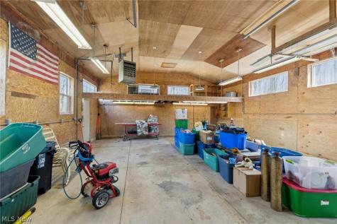 678 Wall Road Wadsworth OH 44281