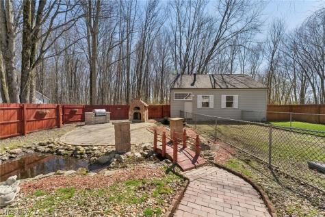678 Wall Road Wadsworth OH 44281
