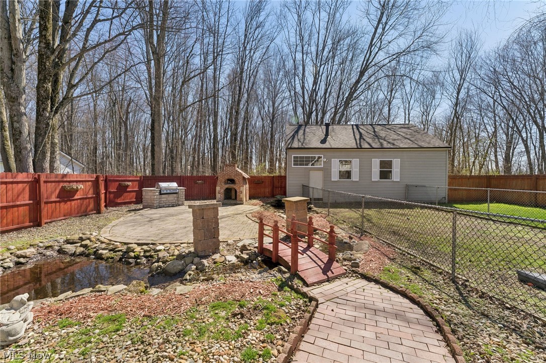 678 Wall Road Wadsworth OH 44281