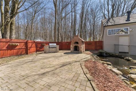 678 Wall Road Wadsworth OH 44281