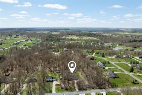678 Wall Road Wadsworth OH 44281