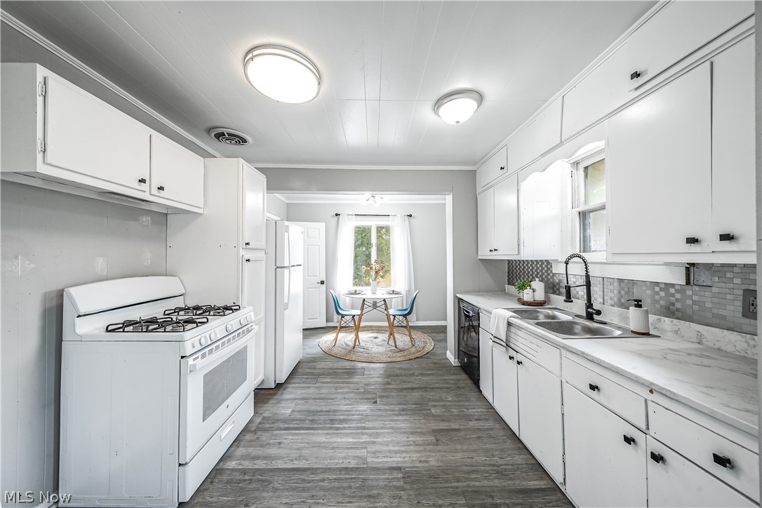 11480 Aebi Avenue NE Alliance OH 44601