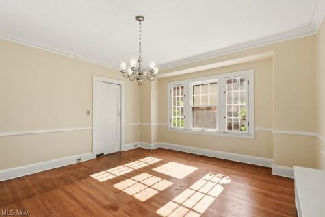 2745 Derbyshire Road Cleveland Heights OH 44106