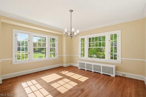 2745 Derbyshire Road Cleveland Heights OH 44106