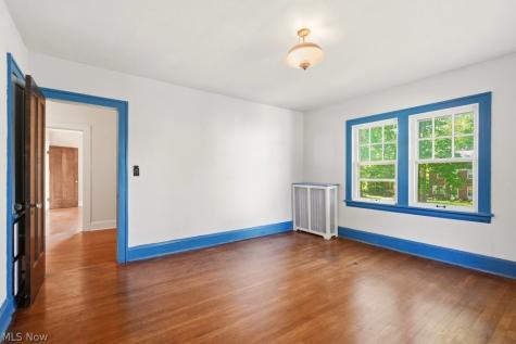 2745 Derbyshire Road Cleveland Heights OH 44106
