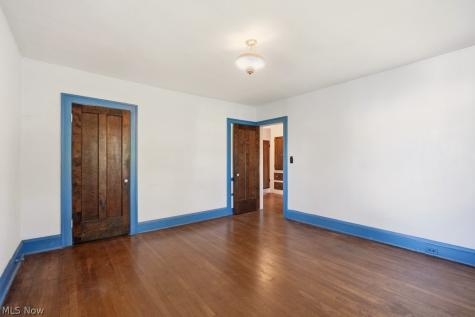 2745 Derbyshire Road Cleveland Heights OH 44106