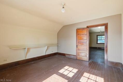 2745 Derbyshire Road Cleveland Heights OH 44106