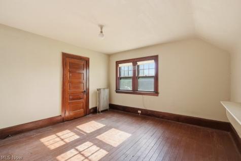 2745 Derbyshire Road Cleveland Heights OH 44106