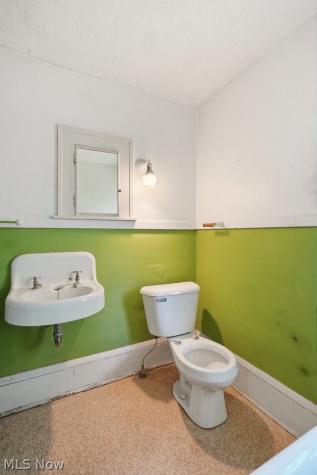 2745 Derbyshire Road Cleveland Heights OH 44106