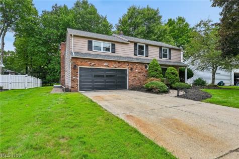 5268 Hickory Drive Lyndhurst OH 44124