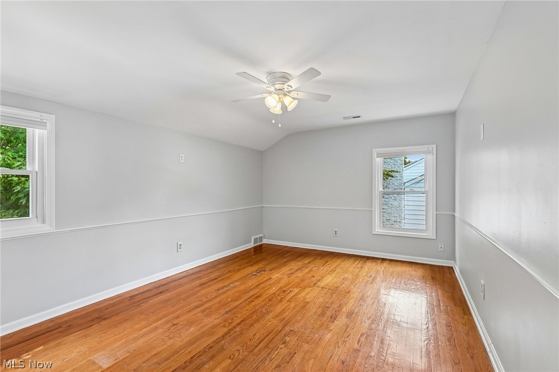 5268 Hickory Drive Lyndhurst OH 44124