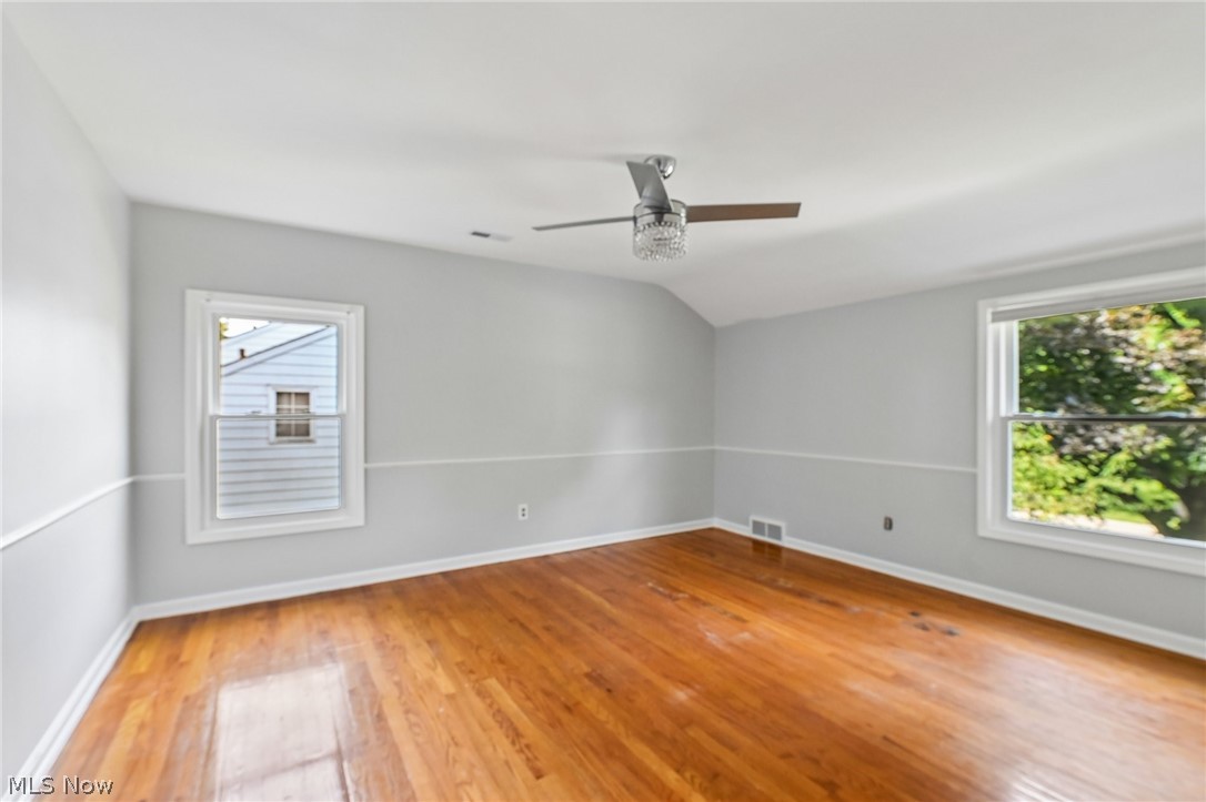 5268 Hickory Drive Lyndhurst OH 44124
