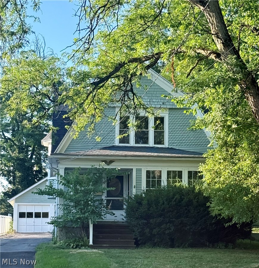 73 E Washington Street Chagrin Falls OH 44022