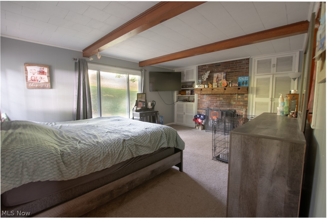 1757 Pleasant Valley Road NE New Philadelphia OH 44663
