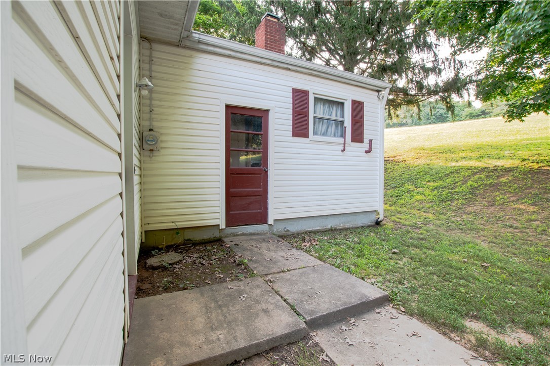 1757 Pleasant Valley Road NE New Philadelphia OH 44663