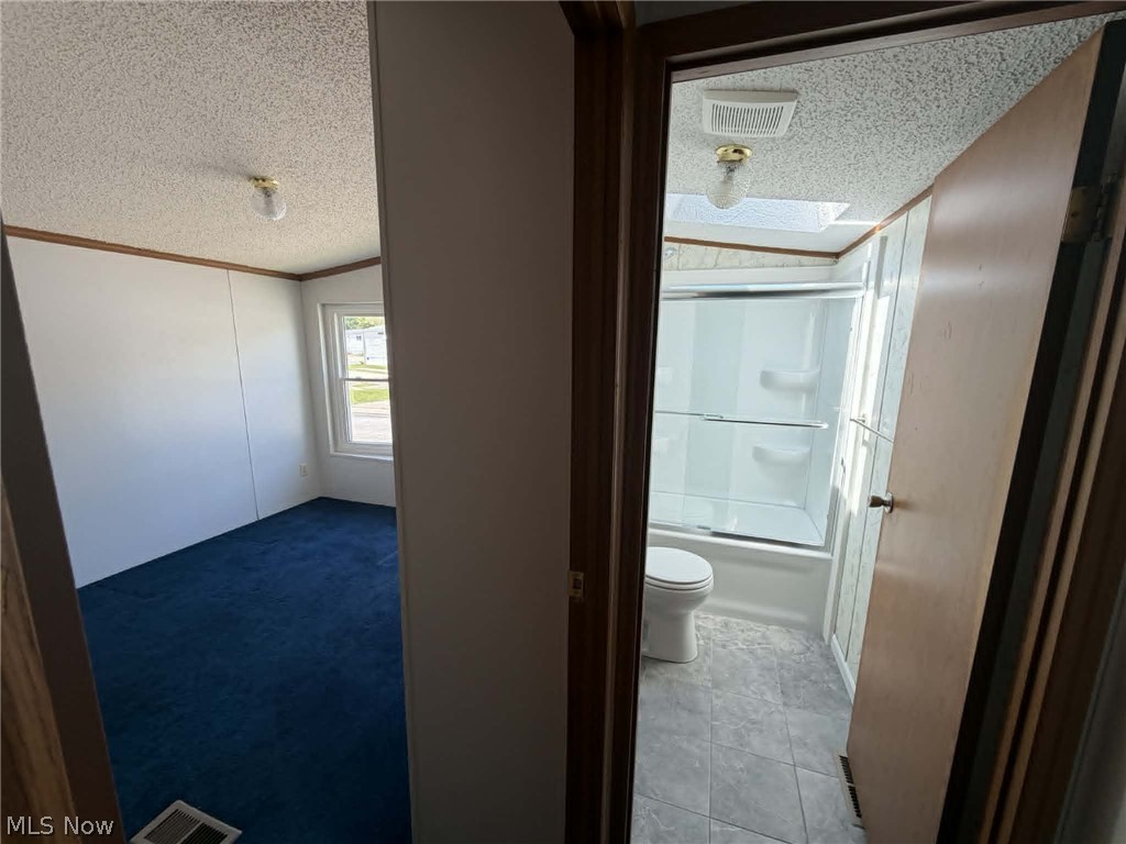 8 Hawaiian Drive Madison OH 44057