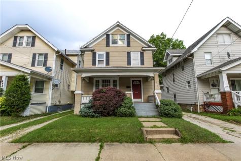 273 S Portage Path Akron OH 44302
