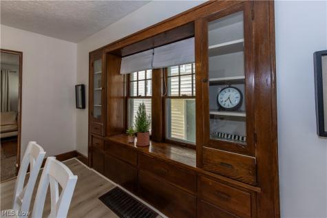 273 S Portage Path Akron OH 44302
