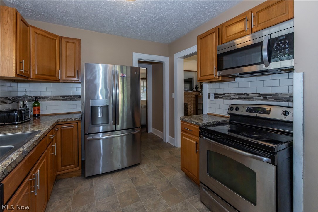 273 S Portage Path Akron OH 44302