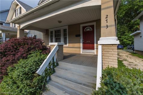 273 S Portage Path Akron OH 44302