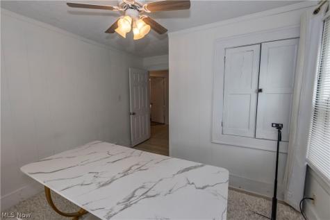 273 S Portage Path Akron OH 44302