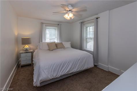 273 S Portage Path Akron OH 44302