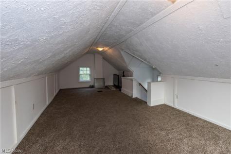 273 S Portage Path Akron OH 44302